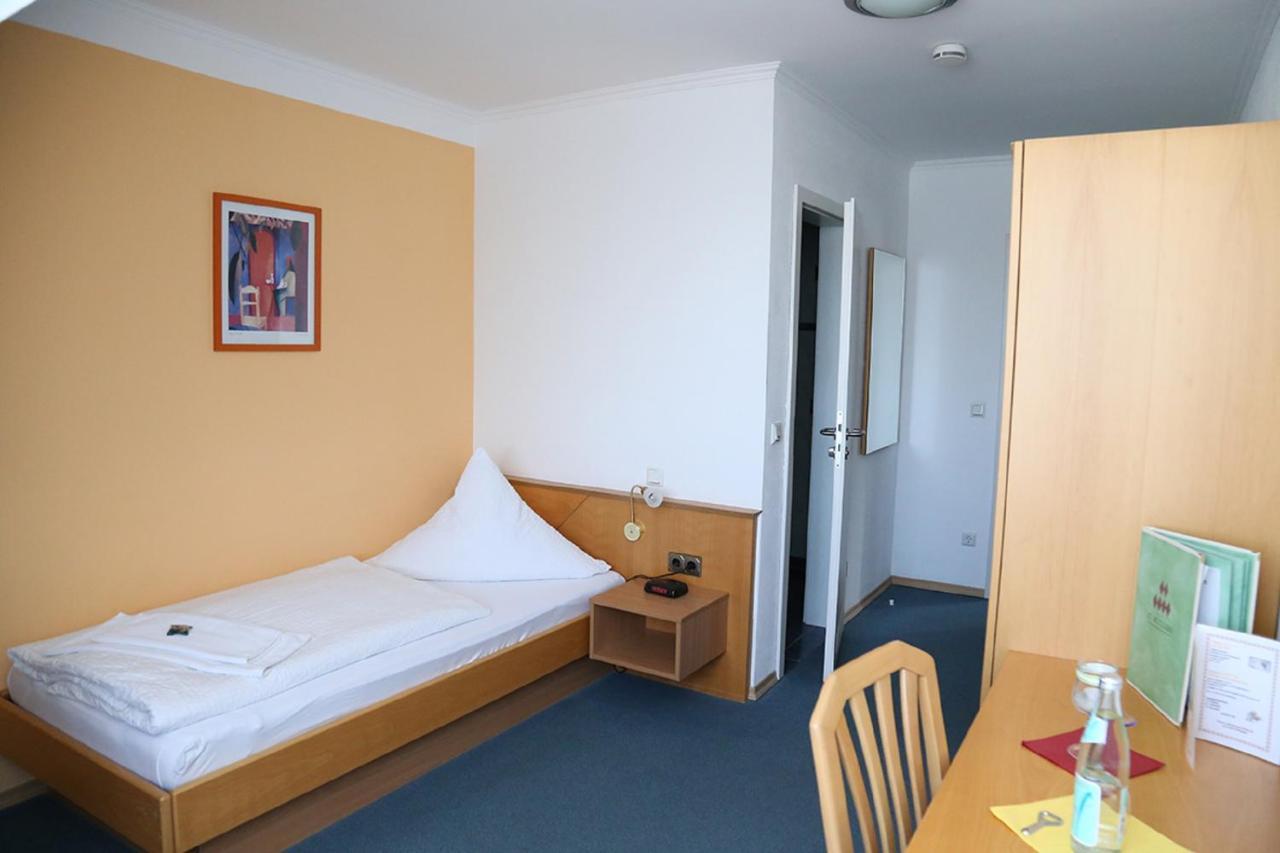 Zu Muellers Winkelhausen Hotell Langenmosen Eksteriør bilde
