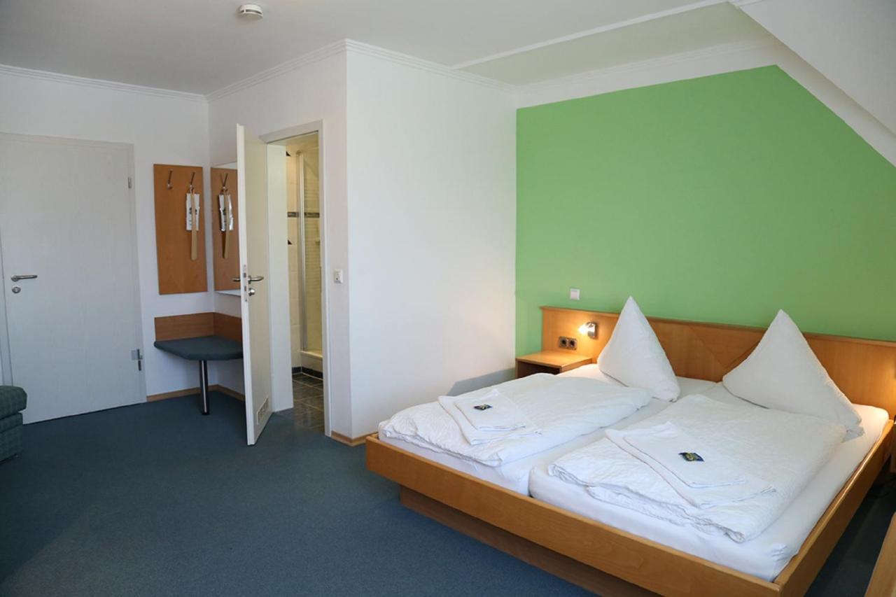 Zu Muellers Winkelhausen Hotell Langenmosen Eksteriør bilde